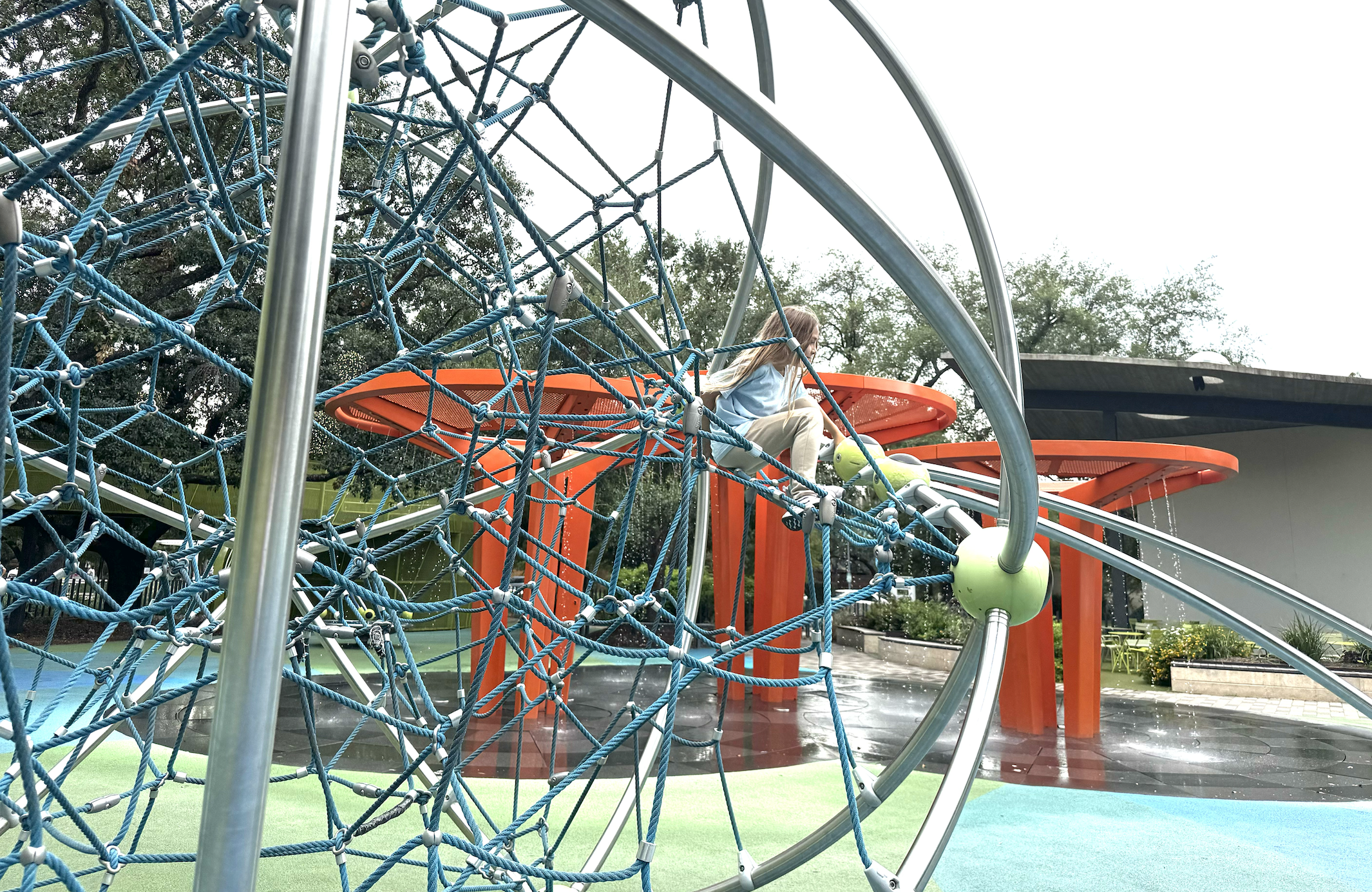 Levy Park play features, in Upper Kirby